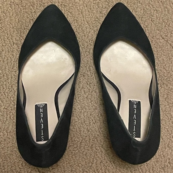 STEVE MADDEN PUMPS BLACK SUEDE SZ 8 LIKE NEW WORN ONCE INSIDE. - Picture 6 of 9